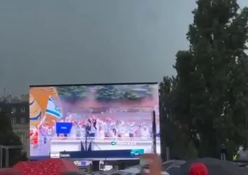 Katil İsrail'e Paris Olimpiyat Oyunları'nda şok! Geçit töreninde böyle yuhalandılar