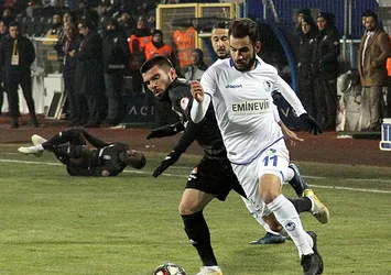 Büyükşehir Belediye Erzurumspor - Beşiktaş maç sonucu: 3-2