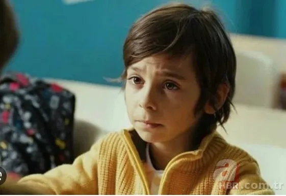 Öyle Bir Geçer Zaman Ki'nin küçük Osman'ı delikanlı oldu! Çocuk yıldız Emir Berke Zincidi'nin son hali... 2