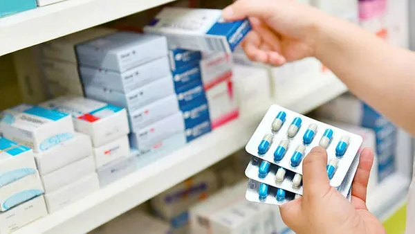 Sağlık Bakanı Fahrettin Koca’dan az bulunan ilaç açıklaması: 3-4 hafta içinde normale döneceğiz