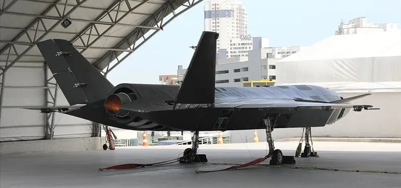 SON DAKİKA! Milli insansız savaş uçağı Kızılelma Taksi ve Koşu Testi'ni başarıyla tamamladı