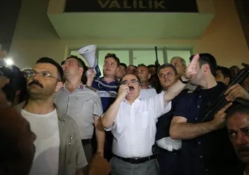 Vali Coş'un 15 Temmuz telsiz konuşmaları ortaya çıktı