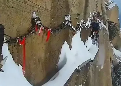 İşte dünyanın en zor ve en ilginç meslekleri! Ne iş yaptıklarına inanamayacaksınız