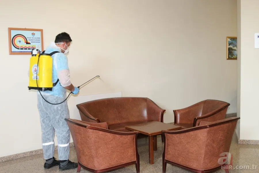 CHP'li İBB Başkanı Ekrem İmamoğlu koronavirüs ile mücadelede sınıfta kaldı! İSKİ’yi bile dezenfekte etmeye fırsat bulamadı 3