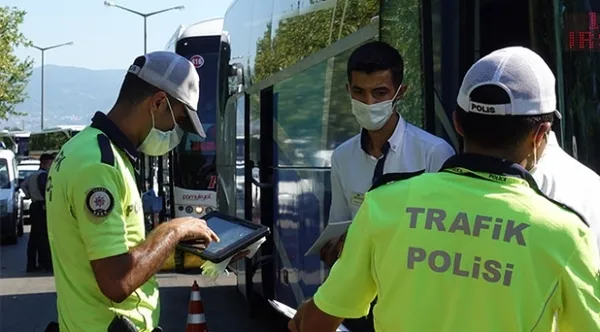 Son dakika: Türkiye genelinde koronavirüs denetimler! Binlerce kişiye ceza kesildi - 2