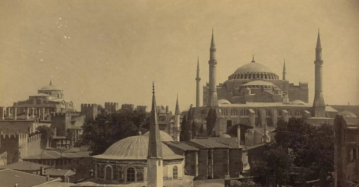 Mimar-Restoratör Furkan Al: Ayasofya Camisi'ne ait bazı eserler müzeye çevrilirken yapıdan uzaklaştırıldı