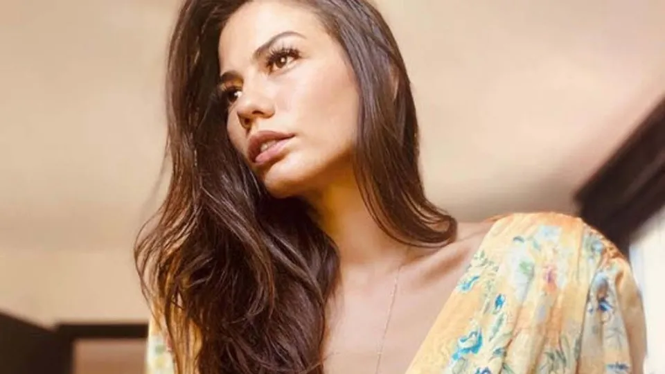 Demet Özdemir’in yüzüne ne oldu? Paylaşımı olay oldu