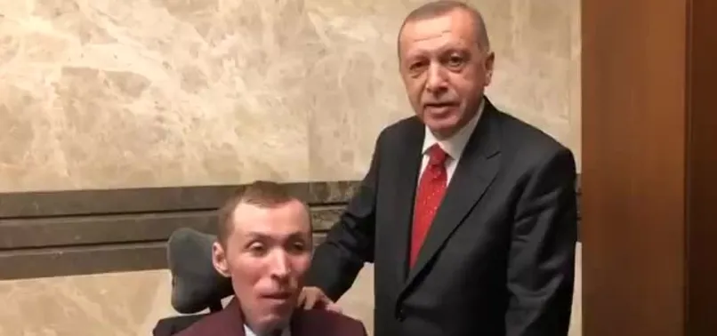Başkan Erdoğan, DMD hastası gençle görüştü