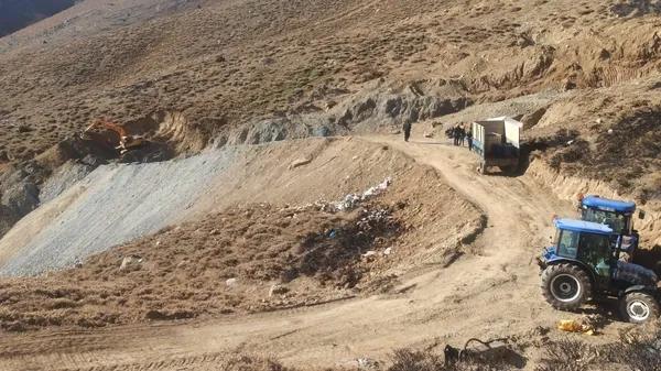 malatyada-kavgalar-yeniden-alevleniyor-tosun-pasa-filmindeki-sahne-gercek-oldu-1637324053289.jpg Malatya’da kavgalar yeniden alevleniyor! ‘Tosun Paşa’ filmindeki sahne gerçek oldu - 4