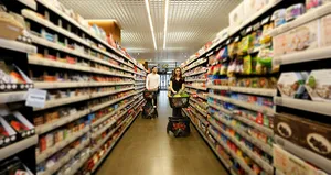 Raftaki fiyatlar niye düşmüyor?