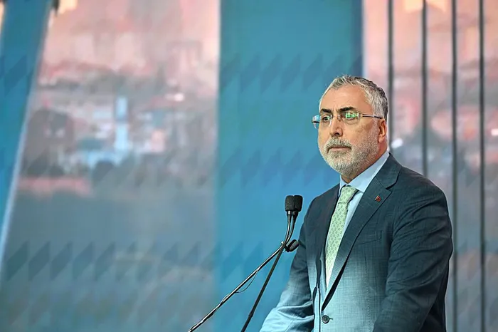 teknoloji-ve-etkilesim-merkezi-turkiye-bakan-kacir-dunyanin-7-kitasiyla-1726490863584.jpg Teknoloji ve etkileşim merkezi Türkiye! Bakan Kacır: Dünyanın 7 kıtasıyla... - 1