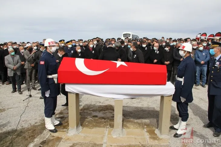 Bitlis şehitlerine veda! Gözyaşları sel oldu