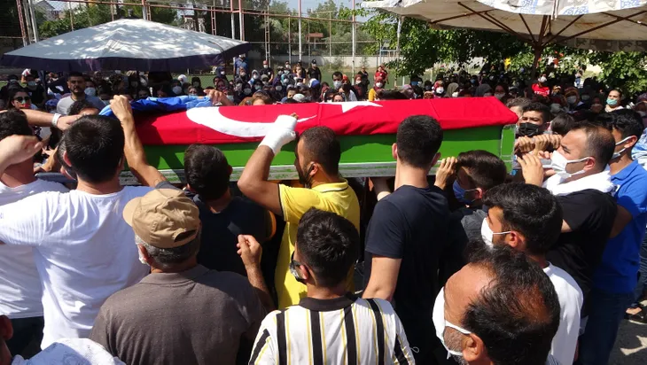 Vahşice öldürülen Azra Gülendam Haytaoğlu'na acı veda! Azra'nın hikayesi herkesi ağlattı