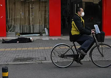 Fransa'da 33 kişi koronavirüsten öldü