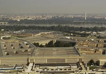 Pentagon bütçesi Trump'ın masasında