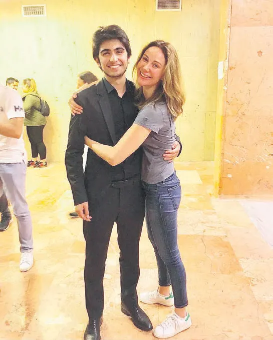 demet-seneri-gururlandiran-haber-dunya-capinda-basariya-imza-atti-1645680913193.jpg Demet Şener'i gururlandıran haber! Dünya çapında başarıya imza attı - 1