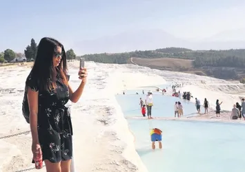 Tatil otelleri doldurdu