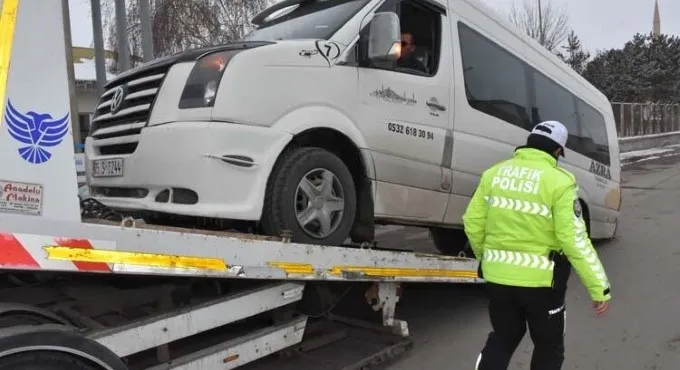 Ülke genelinde eş zamanlı okul servisi denetimi! 46 bin 925 personel katıldı - 1