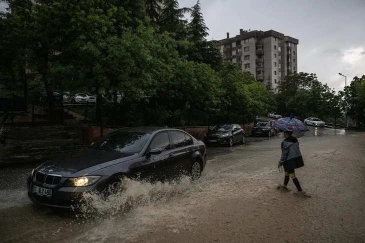 Ankara yine sel altında! Herkes bu daireyi konuşuyor… 5 kişi canını zor kurtardı