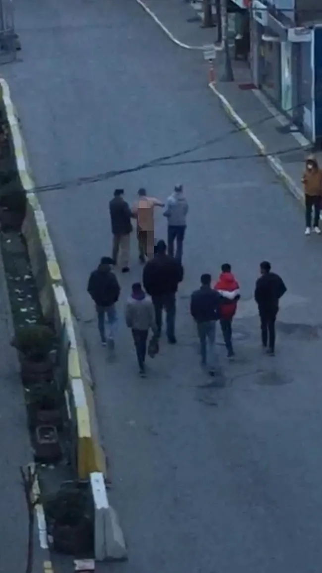 İstanbul’da intikam için sokakta çıplak dolaştırmışlardı! Şok ifadeler: Taşın dedim, dinlemedi... - 3
