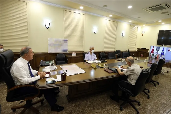 Son dakika: MSB’de Afganistan toplantısı! Milli Savunma Bakanı Hulusi Akar: Önceliğimiz personelin güvenliği