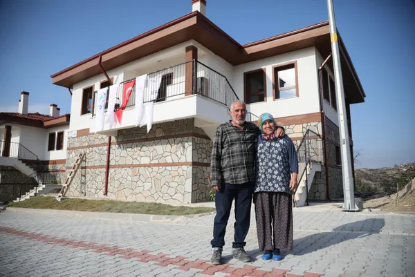 Devlet yaraları sardı | Manavgat’ta yanan evlerin yerine 900 konut inşa edildi - 5