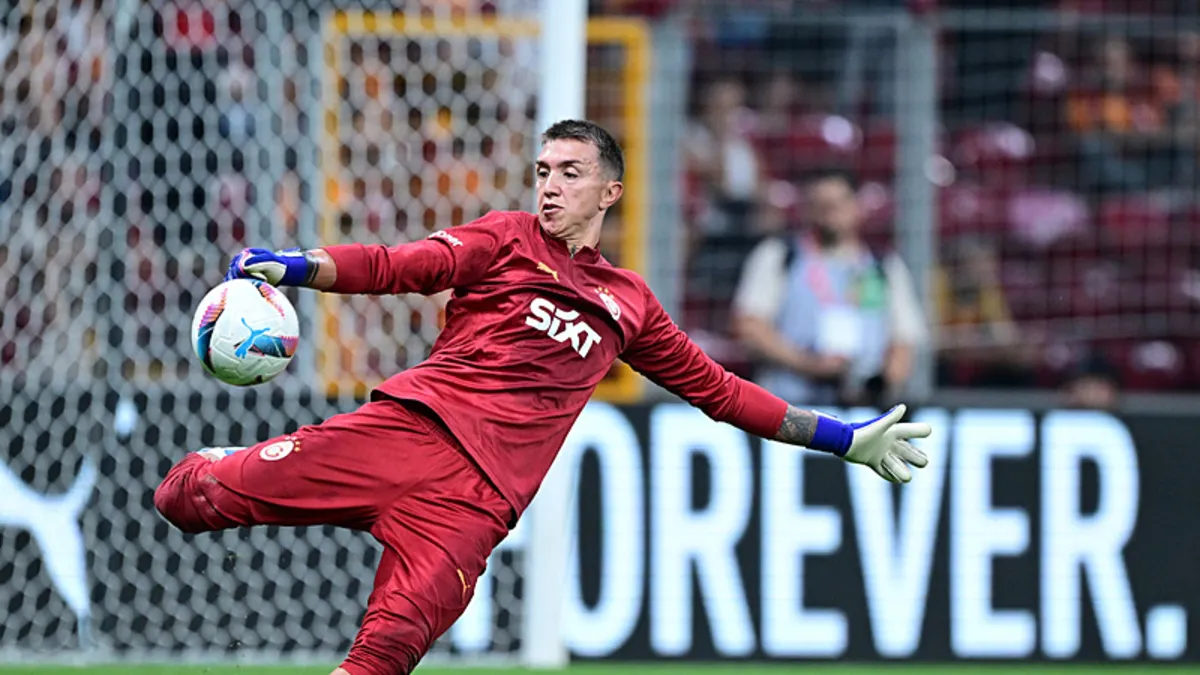 UEFA'dan Fernando Muslera'ya ceza!