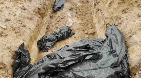 Ukrayna duyurdu: Geri alınan kentte toplu mezar bulundu