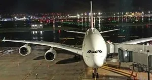 Dev uçak İstanbul’a acil iniş yaptı