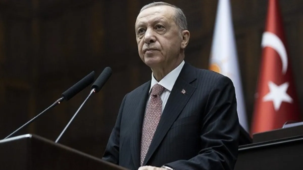 Başkan Erdoğan'dan CHP'li Özel'in sözlerine sert tepki: Partisinin skandallarıyla meşgul olsun