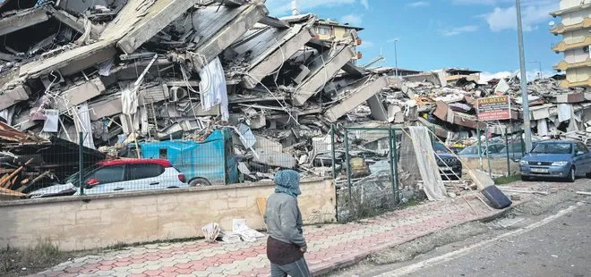 Kuruluş Osman ve Ateş Kuşları gibi dizilerin yapımcısı Mehmet Bozdağ’dan depremzedelere yardım