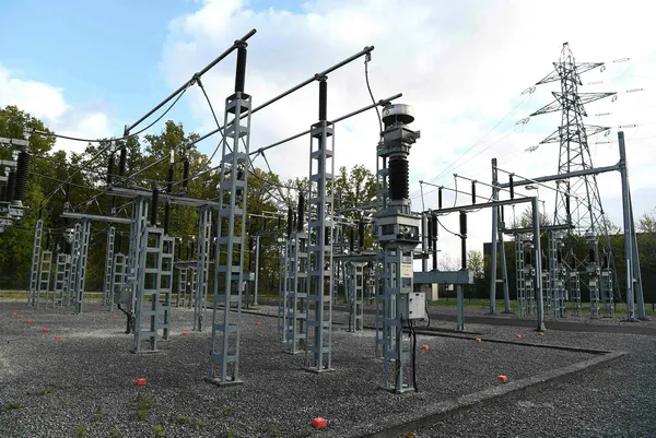 Avrupa’da enerji krizi büyüyor! Fransa’da elektrik kesintisi gündemde! Yetkililer uyardı: Elektronik aletleri kullanmayın