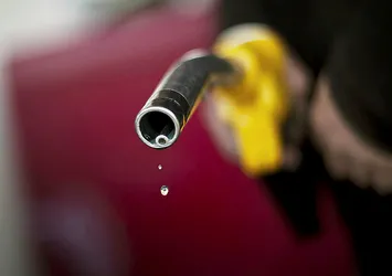 ABD'den "stratejik petrol" satışı
