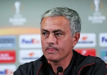 Mourinho'ya federasyondan men cezası