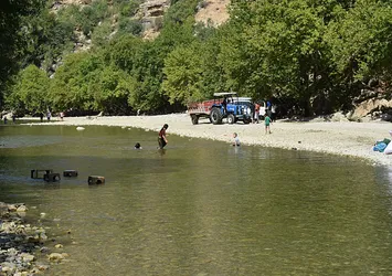 Batman'da sıcak havaya derman Zore Vadisi!