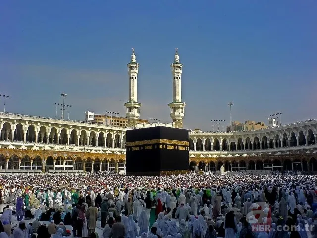 Suudi yönetiminde flaş Kabe kararı! Koronavirüs nedeniyle ziyarete kapatılmıştı 11