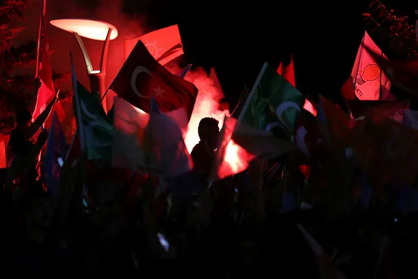 1684424916133.jpg Bir CHP klasiği! Kendi sistemlerine yanlış girdikleri seçim sonuçlarını kanıt olarak sunup YSK'ya itiraz ediyorlar... - 1