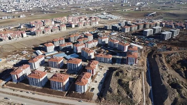 Çalışma ve Sosyal Güvenlik Bakanı Vedat Işıkhan: Şubat ayı içerisinde 46 bin konutu depremzedelere teslim ediyoruz