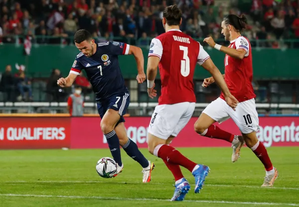 galatasaray-florian-grillitschi-kadrosuna-katti-1658127106948.jpg Galatasaray Florian Grillitsch'i kadrosuna kattı! Grillitsch'in piyasa değeri dikkat çekti - 2