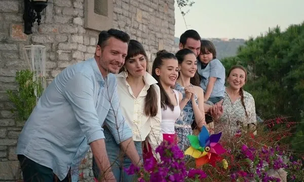 ÜVEY ANNE CANLI İZLE! Yeni dizi Üvey Anne 1. bölüm tek parça izle! 19 Haziran ATV canlı yayın ekranı!