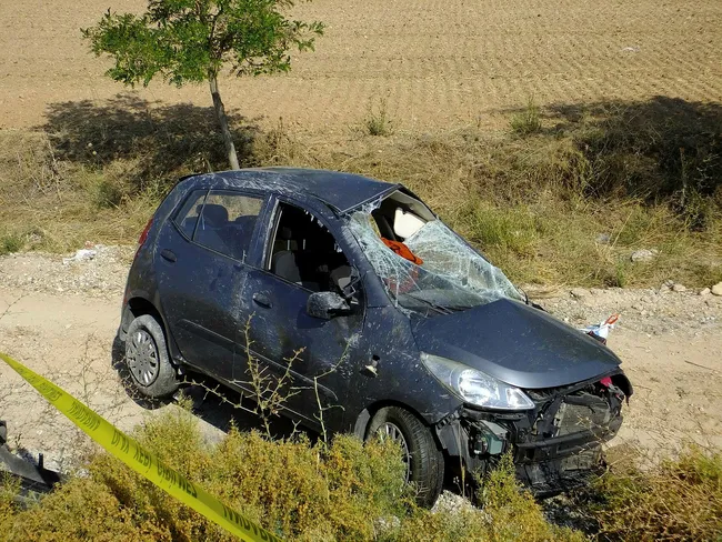 Aksaray'da takla atan otomobilde 1 kişi can verdi - 2