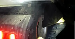 Başı dorse ile lastik arasına sıkıştı! Hayatını kaybetti