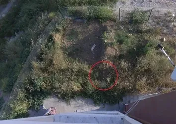Örümcek Adam'a özenen çocuk 5'inci kattan atladı!