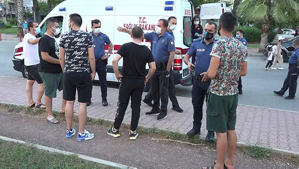 antalyada-bu-kadarina-pes-dedirten-olay-hem-suclu-hem-guclu-1621795844225.jpg Antalya'da 'bu kadarına pes' dedirten olay! Hem suçlu hem güçlü - 3