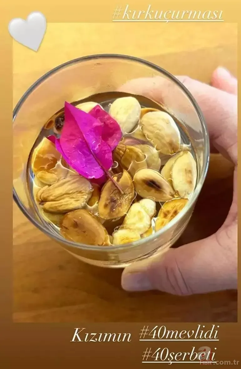 Yıldız Çağrı Atiksoy ve Berk Oktay çiftinin kızları Mira Milena'nın 40'ı çıktı! Kuruluş Osman'ın Malhun Hatun'u... 8