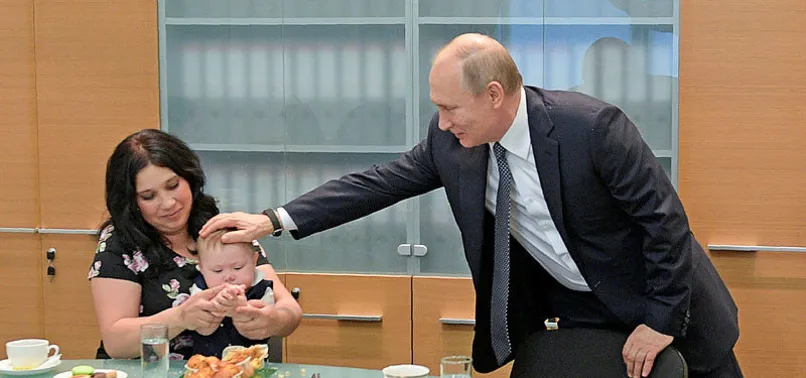 Putin'den gülümseten görüntüler