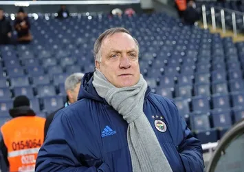 Dick Advocaat, Fenerbahçe'de yola 'devam' ediyor