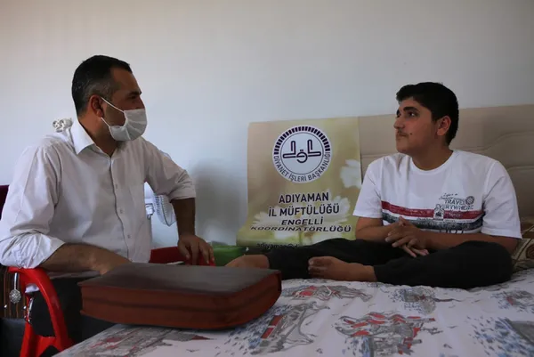 Adıyaman’da Kur’an seferberliği! Engelli gençlere evde hizmet veriliyor