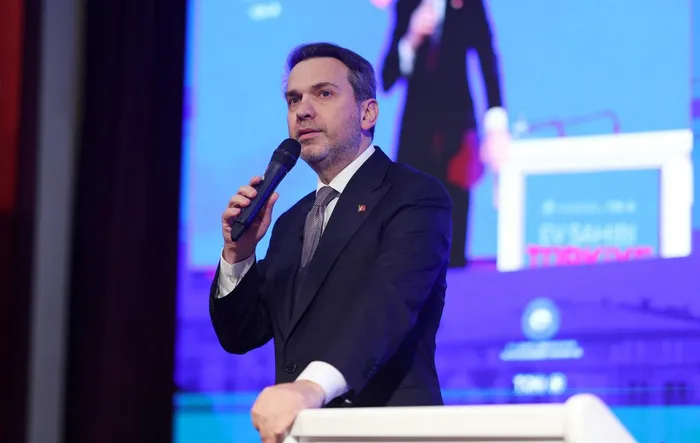 Enerji ve Tabii Kaynaklar Bakanı Alparslan Bayraktar