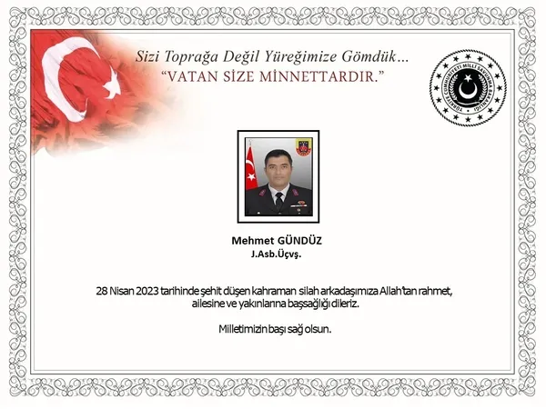 baskan-erdogan-sehit-astsubay-mehmet-gunduzun-ailesine-taziye-1682779010486.jpg Başkan Erdoğan şehit Astsubay Mehmet Gündüz'ün ailesine taziye - 1